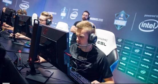 俱乐部中找 俱乐部中找